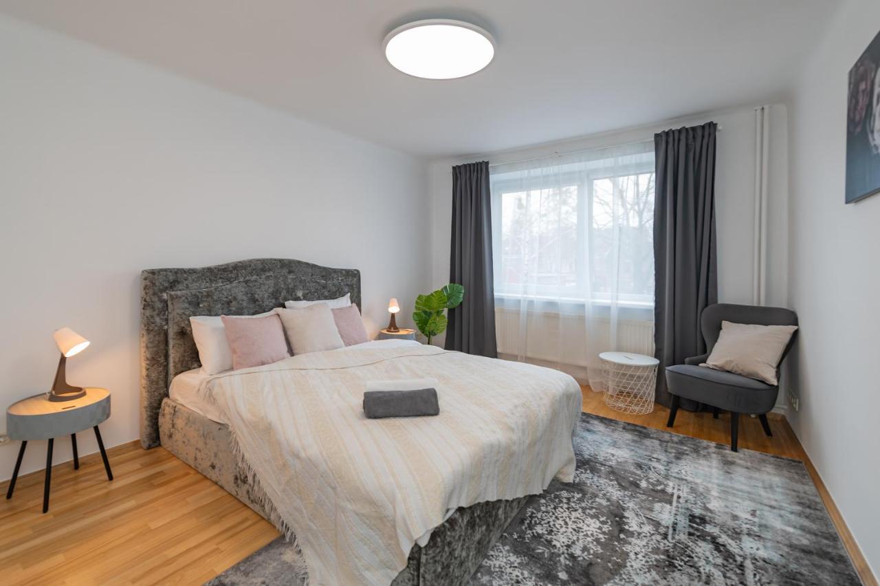 Family 1 Bd Old Town Apartment By Hostlovers Kaunas Exterior foto