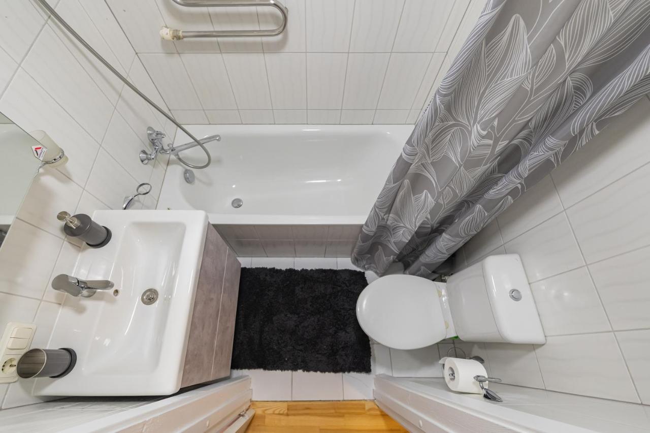 Family 1 Bd Old Town Apartment By Hostlovers Kaunas Exterior foto