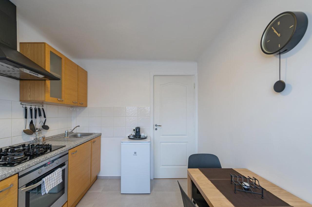 Family 1 Bd Old Town Apartment By Hostlovers Kaunas Exterior foto